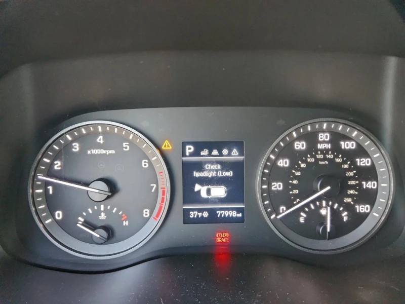 Hyundai Tucson AWD* Камера* Круиз контрол* Подгрев* КРАЙНА ЦЕНА* , снимка 9 - Автомобили и джипове - 53141840