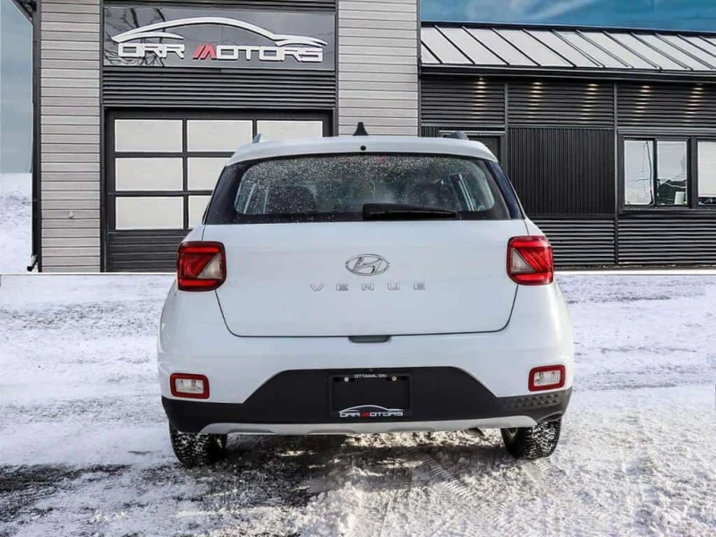 Hyundai Venue * PREFERRED | CARPLAY | HTD SEATS | KEYLESS | BLIN, снимка 4 - Автомобили и джипове - 53521736