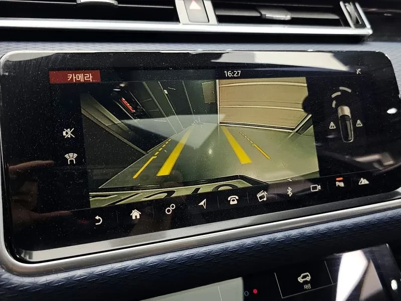 Land Rover Range Rover Velar 2.0 D240 R-Dynamic Se, снимка 16 - Автомобили и джипове - 54515220