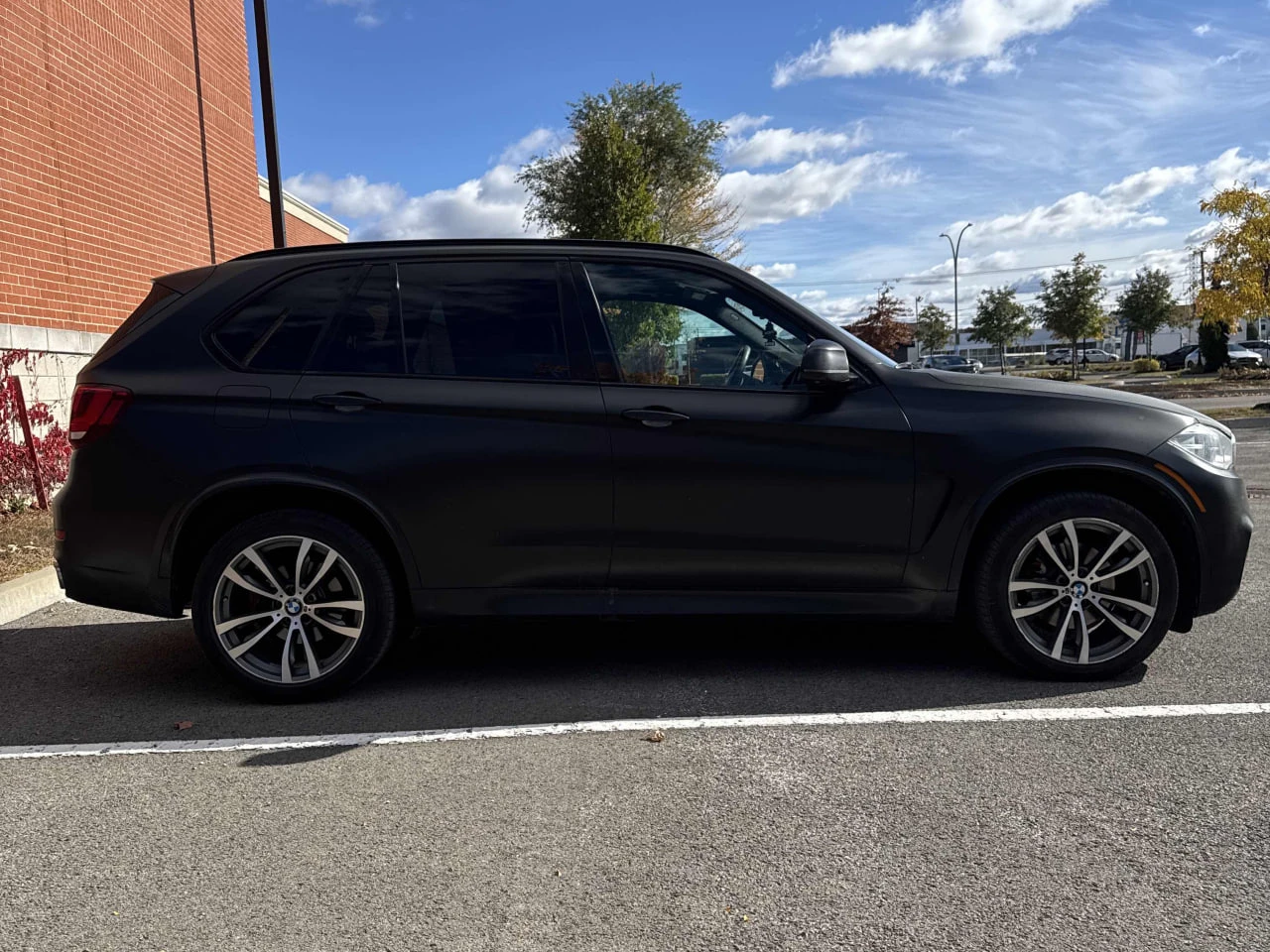 BMW X5 * АВТО КРЕДИТ* ЦЕНА ДО БГ * СЕРВИЗНА ИСТОРИЯ *  - изображение 4