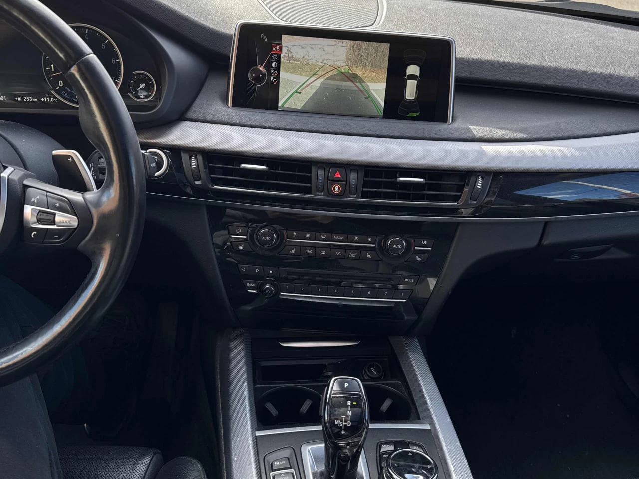 BMW X5 * АВТО КРЕДИТ* ЦЕНА ДО БГ * СЕРВИЗНА ИСТОРИЯ *  - изображение 8