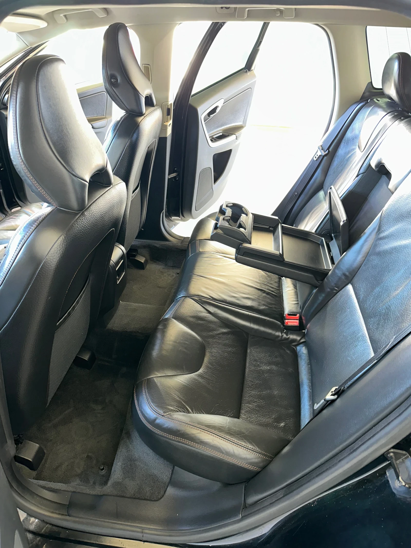 Volvo XC60 R_Desing  | Mobile.bg   11