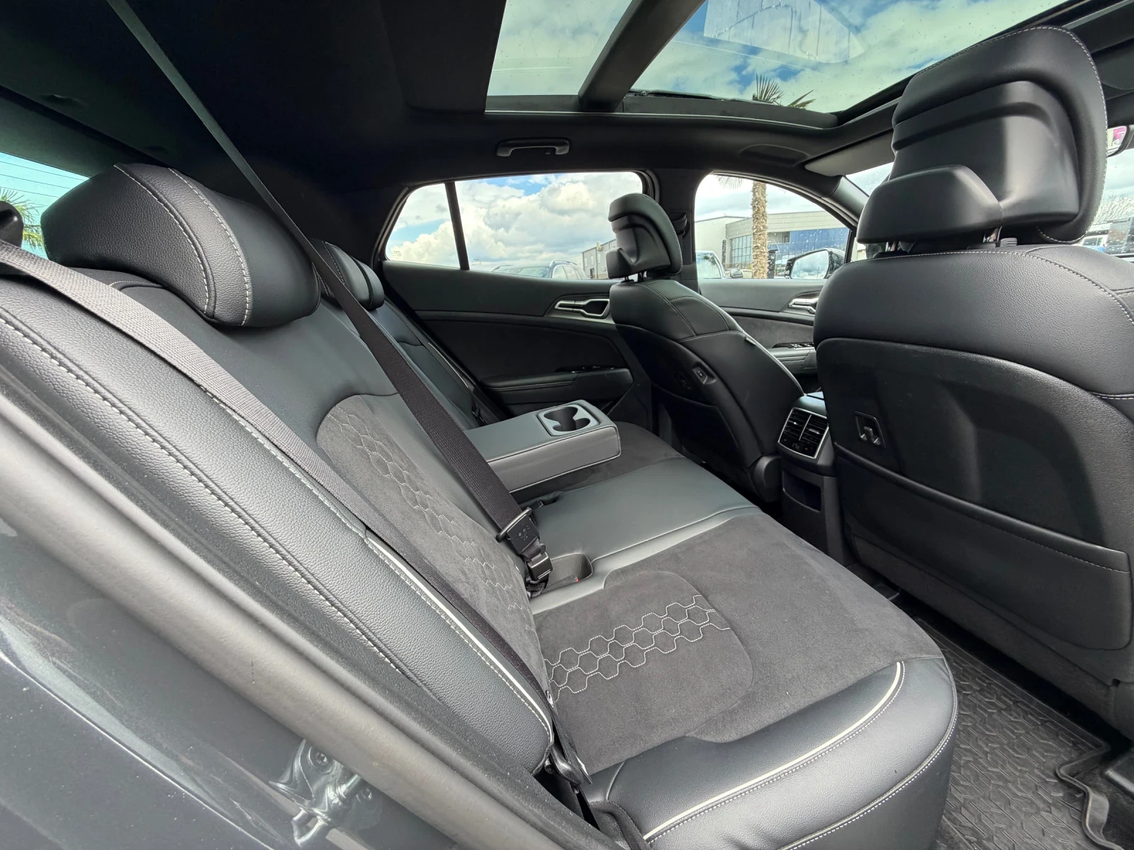 Kia Sportage 1, 6T-GDi 230ps GT-LINE Panorama= 360 View= = = =  | Mobile.bg � ����������� 12