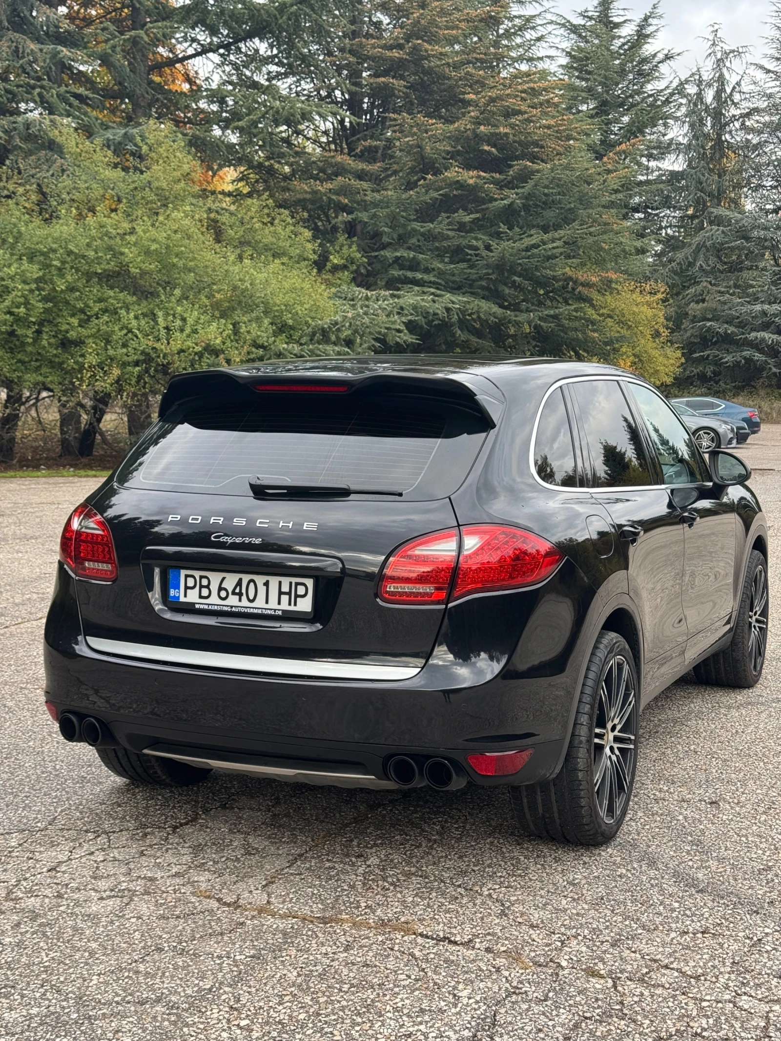 Porsche Cayenne 3.0 Diesel / PANORAMA / ОБСЛУЖЕН / РЕГИСТРИРАН, снимка 11 - Автомобили и джипове - 53904746