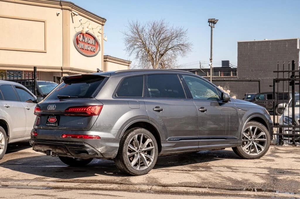 Audi Q7 * Komfort* * HeadUp* AвтоКредит* (ЦЕНА ДО БГ), снимка 5 - Автомобили и джипове - 54479665