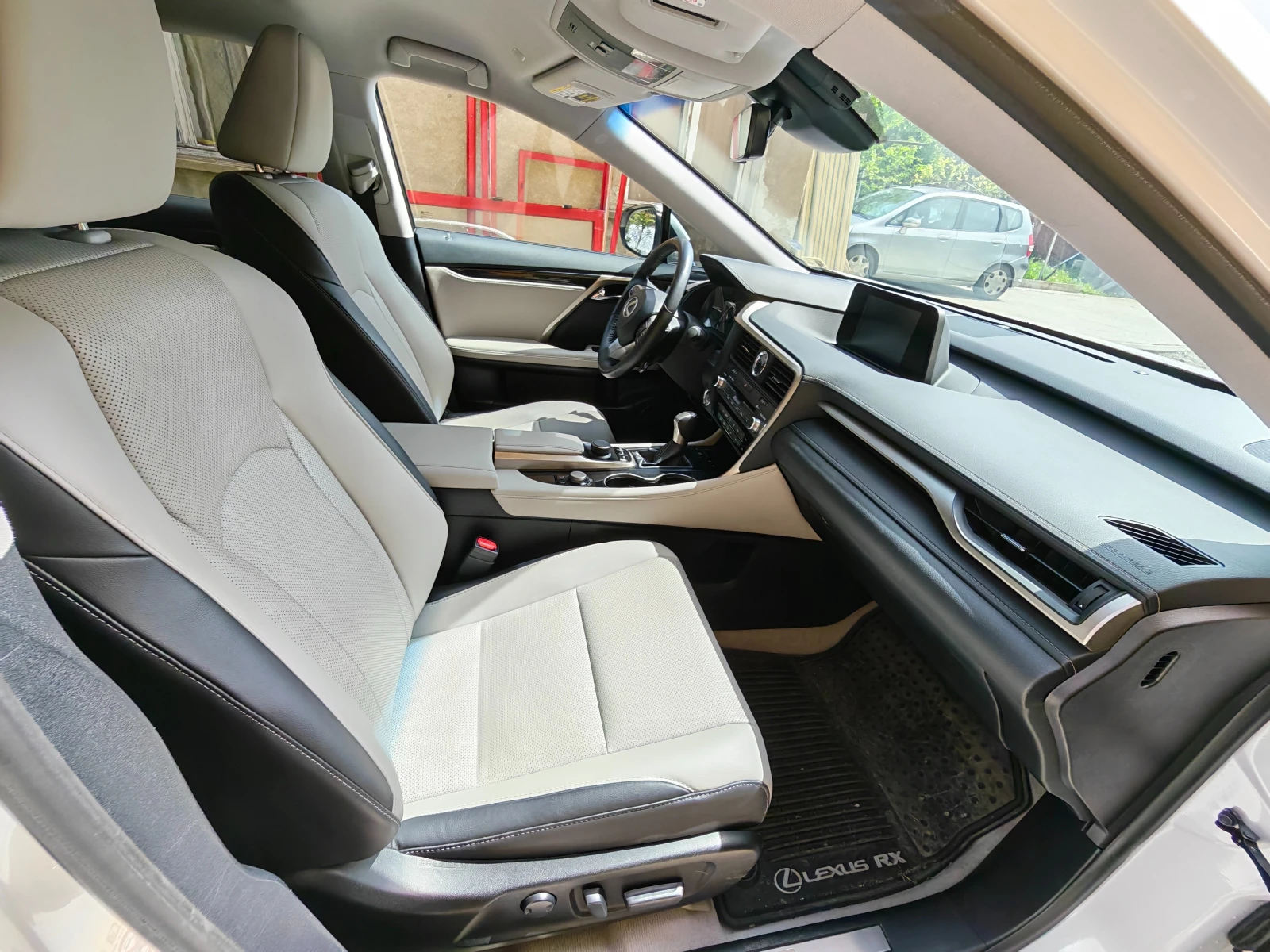 Lexus RX 350, снимка 10 - Автомобили и джипове - 54509583