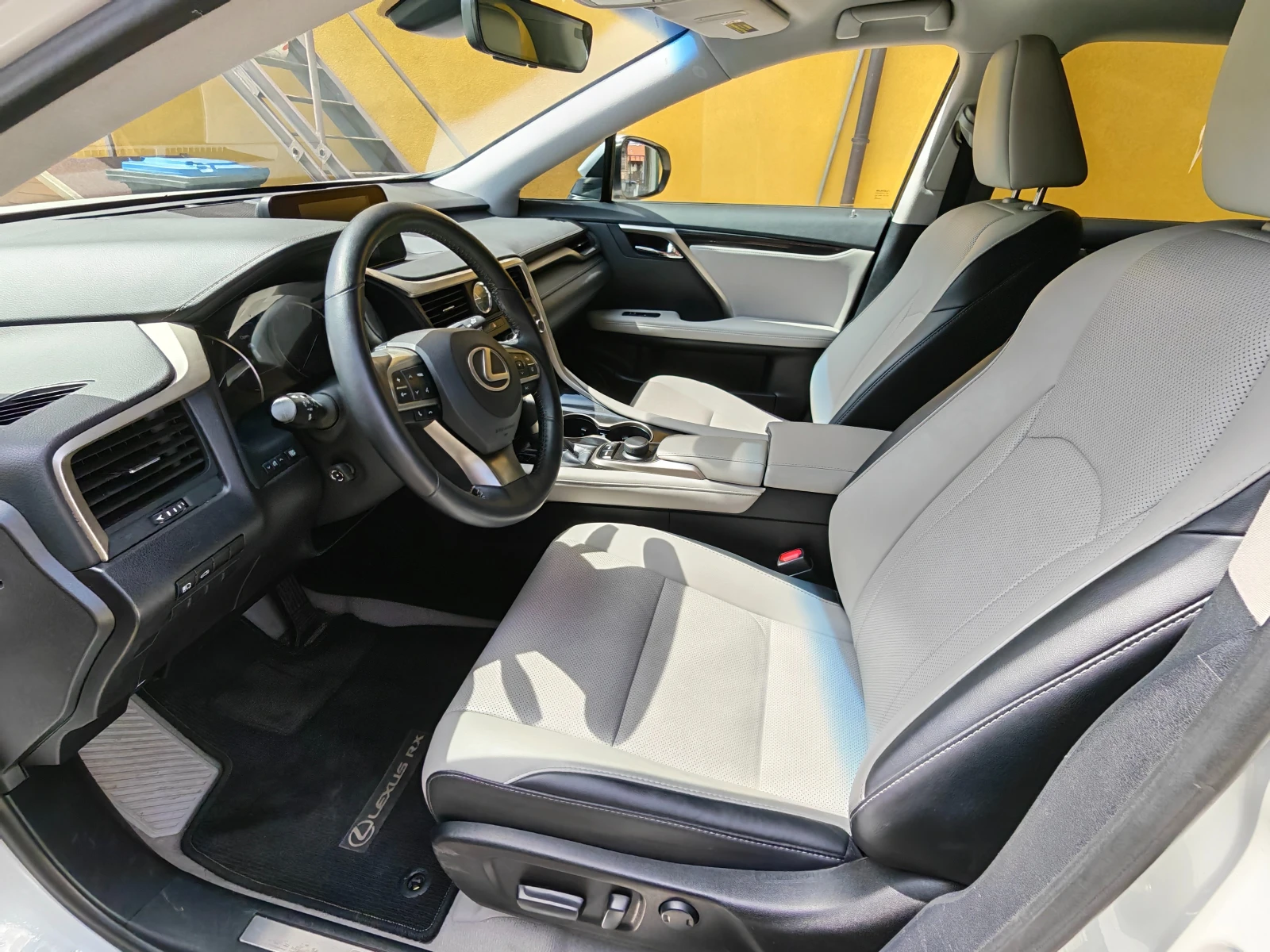 Lexus RX 350, снимка 9 - Автомобили и джипове - 54509583