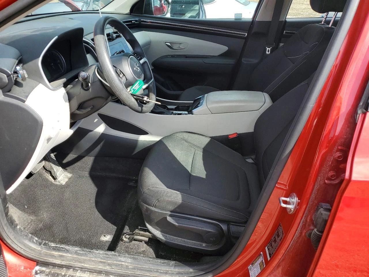 Hyundai Tucson 2.5l Se, снимка 7 - Автомобили и джипове - 54518596