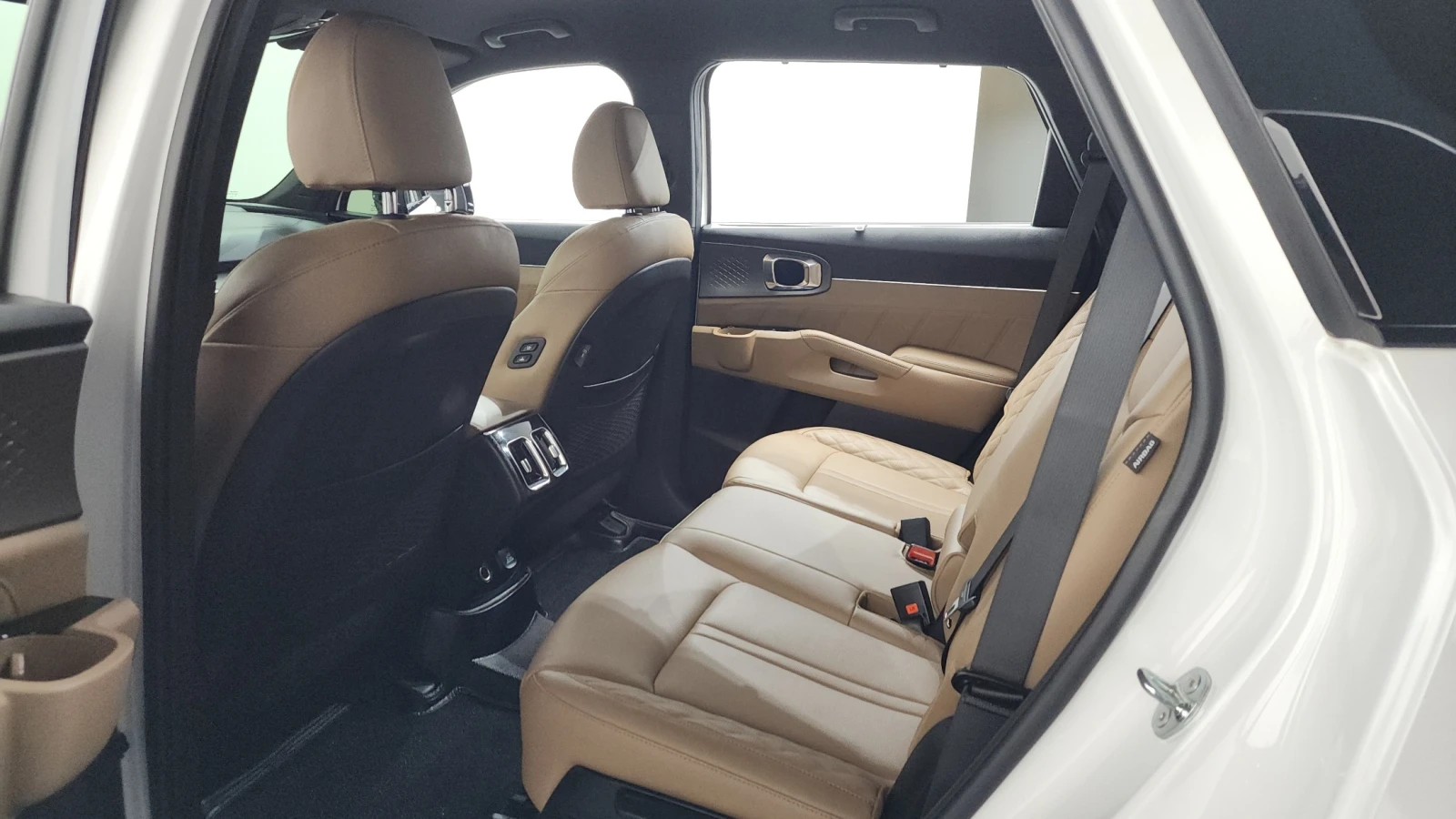 Kia Sorento Gravity* 2.5T* FULL* ФИКСИРАНА ЦЕНА* AВТОКРЕДИТ* , снимка 13 - Автомобили и джипове - 55104804