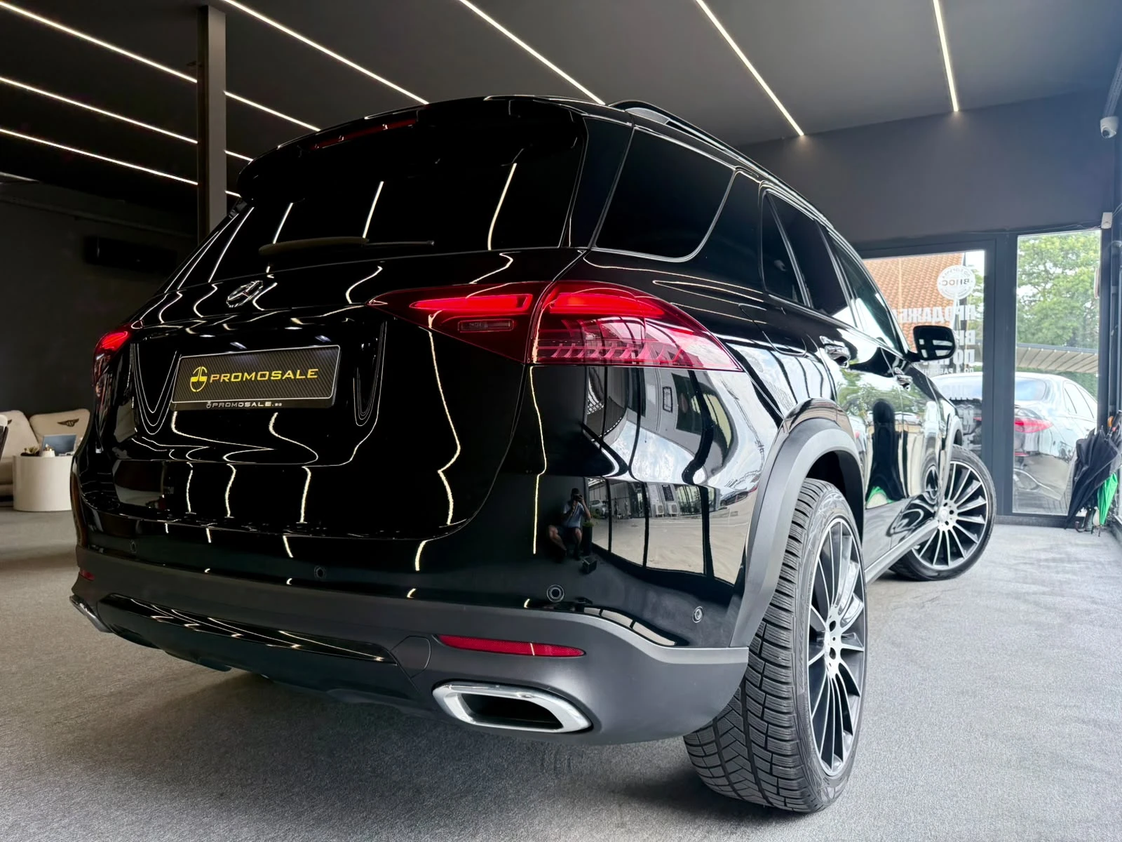 Mercedes-Benz GLE 350 AMG* 4M* Hybrid* Подгрев* Facelift* ЛИЗИНГ, снимка 6 - Автомобили и джипове - 55613458