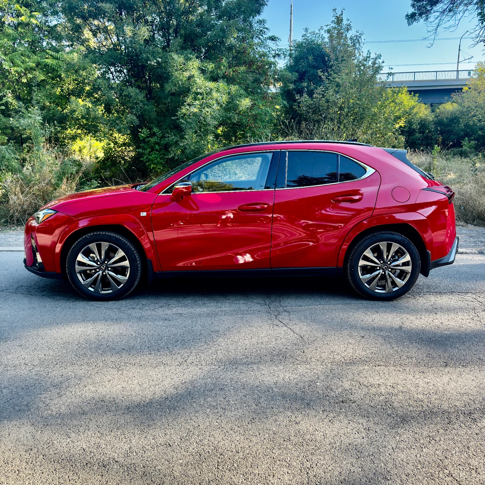 Lexus UX 300h F-SPORT Handling AWD, снимка 3 - Автомобили и джипове - 55806232