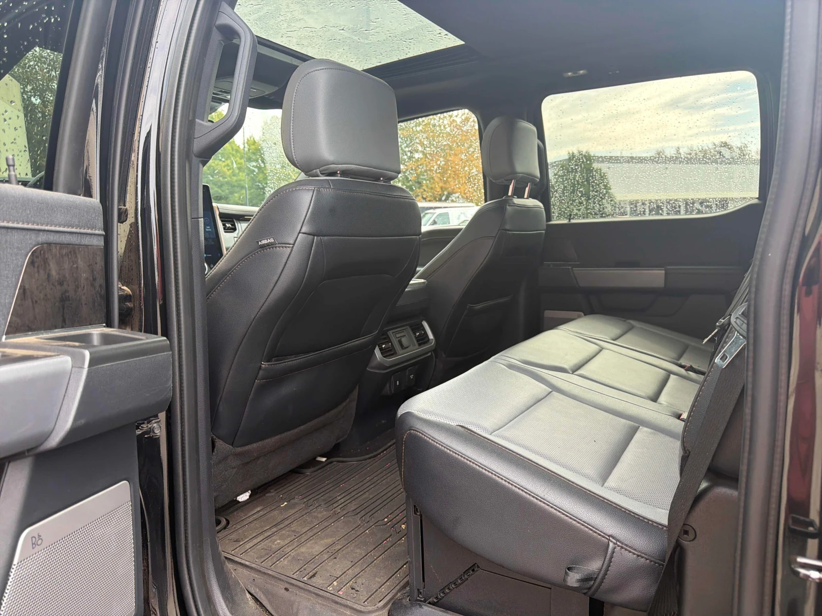 Ford F150 * 4WD SuperCrew 5.5' Box * CARFAX * ОПЦИЯ ЗА Ф, снимка 12 - Автомобили и джипове - 56056864