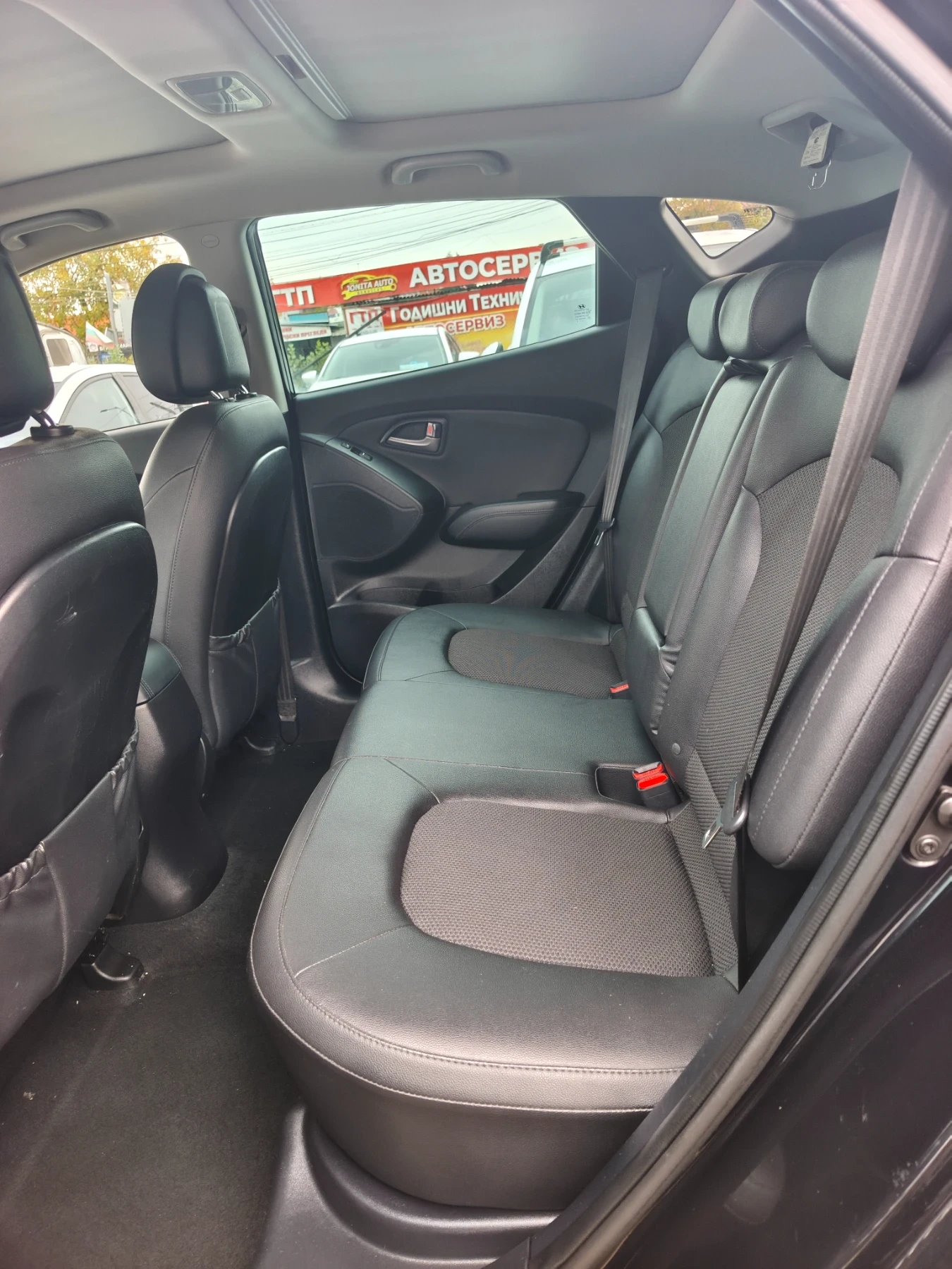 Hyundai IX35 2.0 GDI 4* 4 facelift , снимка 6 - Автомобили и джипове - 56729235