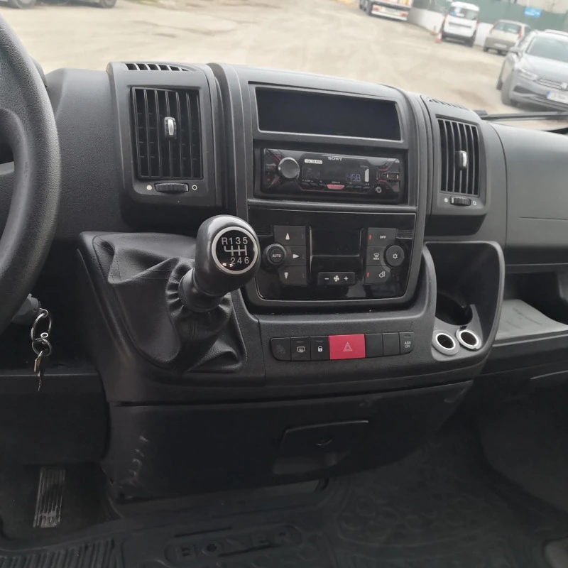 Peugeot Boxer, снимка 8 - Бусове и автобуси - 42200219