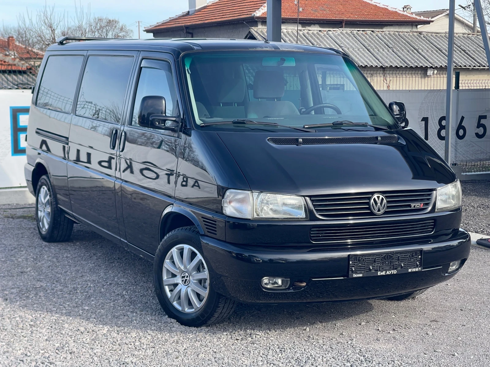VW Caravelle 2.5TDI 151к.с | Auto.bg — изображение 1