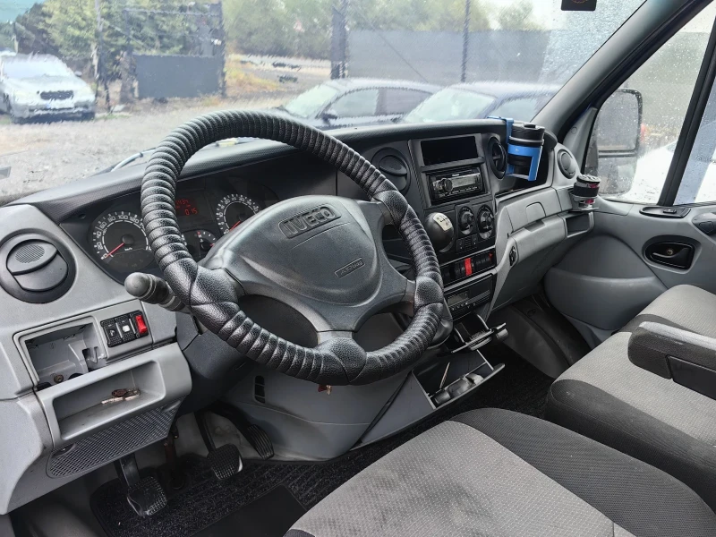 Iveco Daily, снимка 9 - Камиони - 51973114