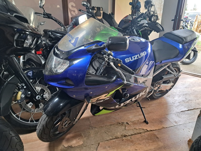 Suzuki Gsxr 600, снимка 1 - Мотоциклети и мототехника - 43690442