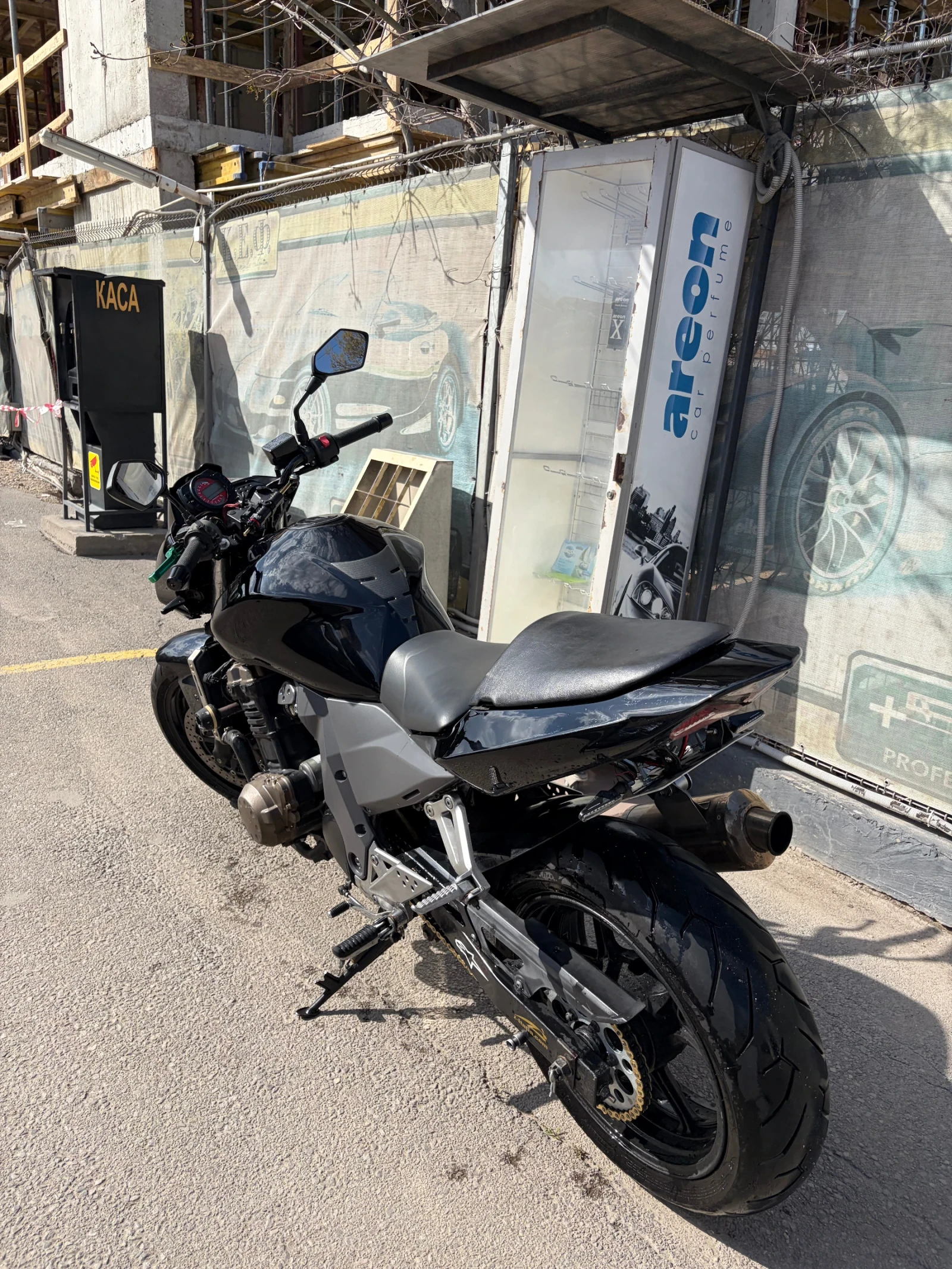 Kawasaki Z 750, снимка 4 - Мотоциклети и мототехника - 54304705