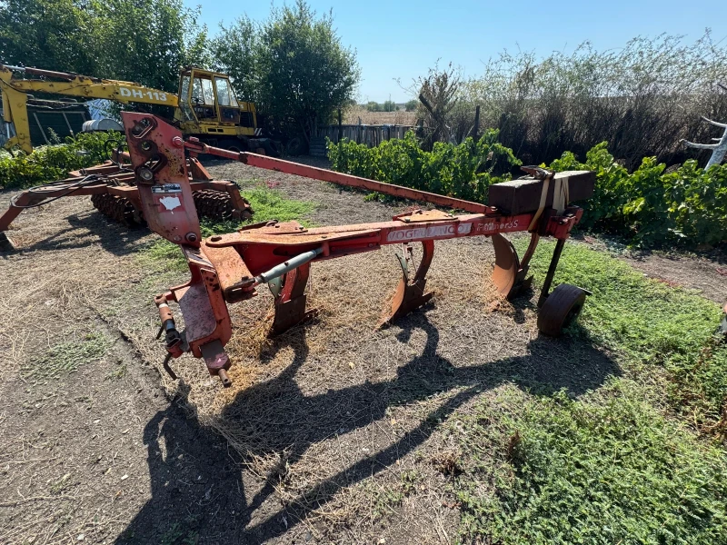 Плуг Vogel & Noot Farmer3S, снимка 3 - Селскостопанска техника - 51936275