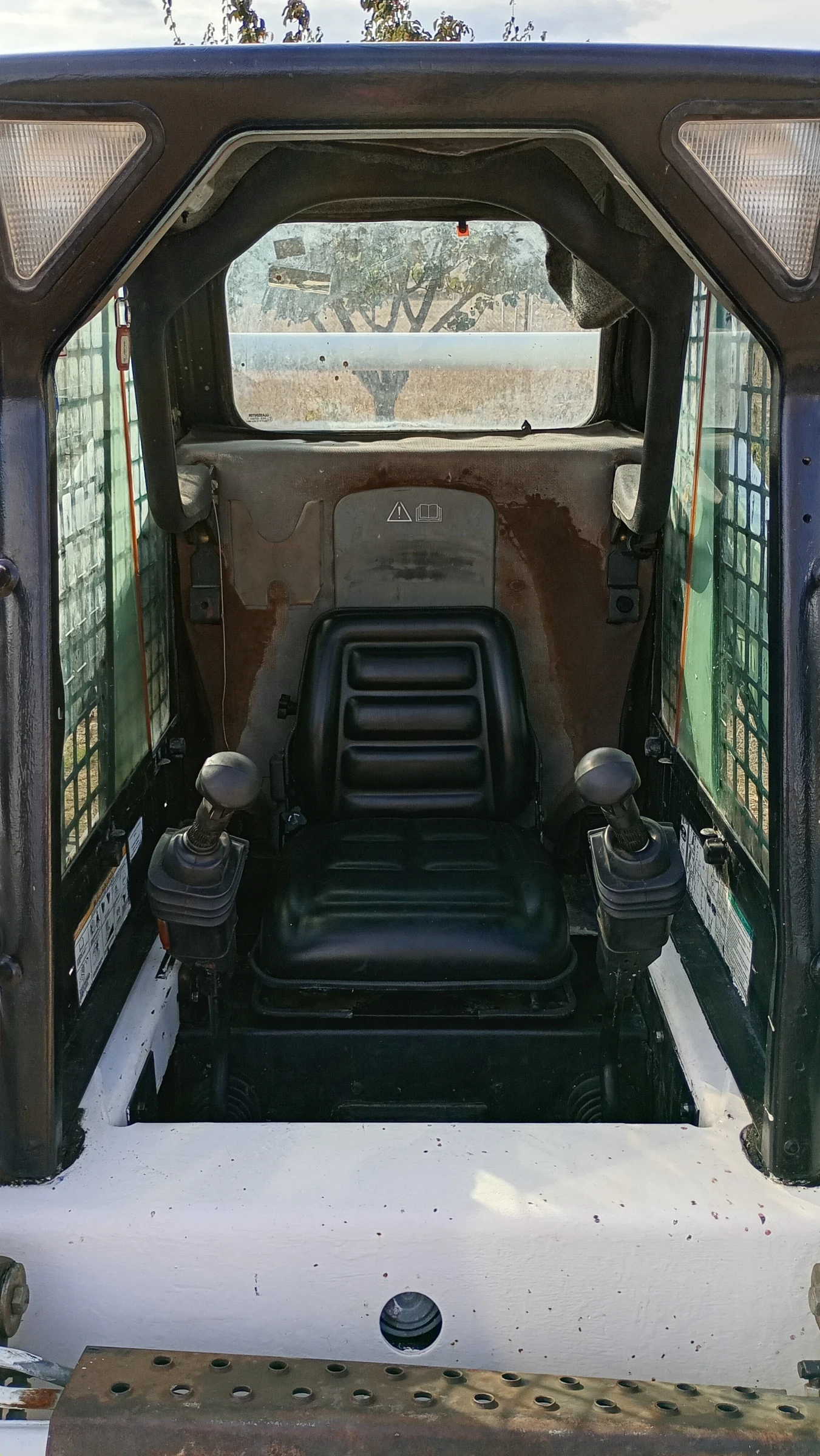 Мини челни товарачи Bobcat S185, снимка 5 - Индустриална техника - 56645905