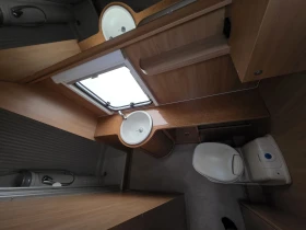 Каравана Burstner, снимка 13