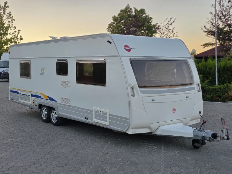 Каравана Burstner, снимка 6 - Каравани и кемпери - 51360123