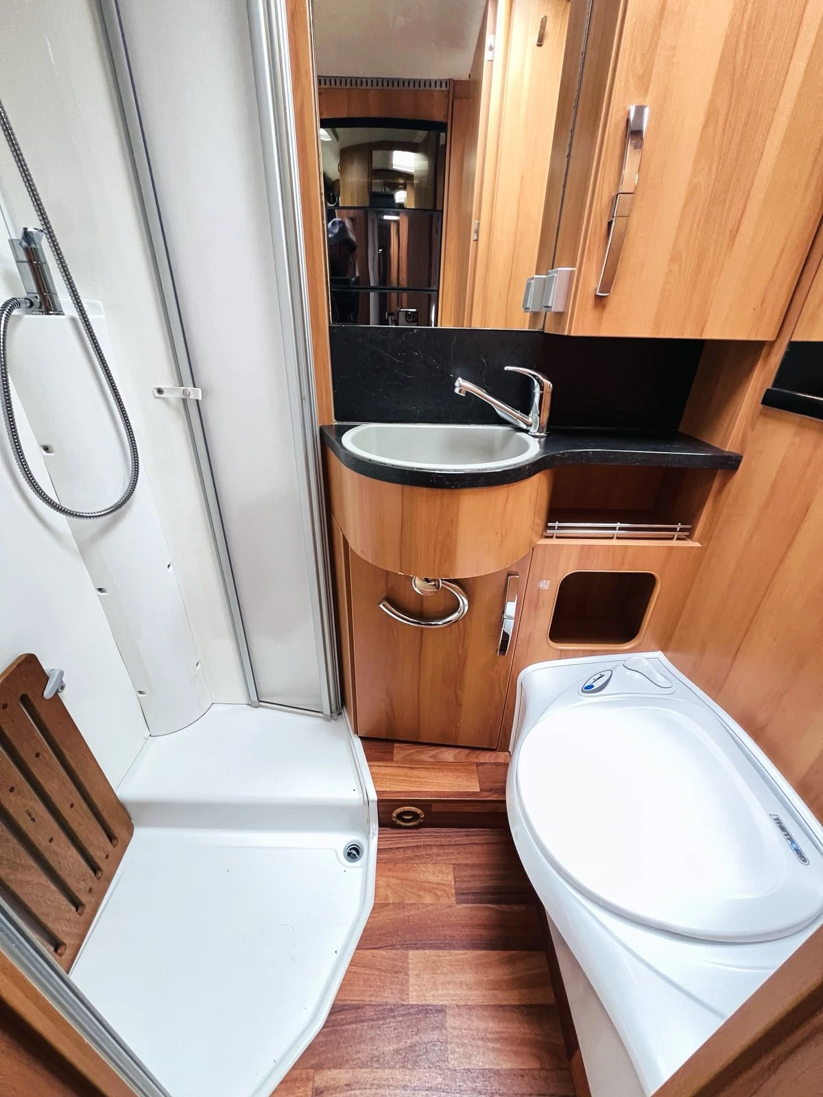 ������ HYMER / ERIBA  SL 614 EXCLUSIVE LINE | Mobile.bg � ����������� 16