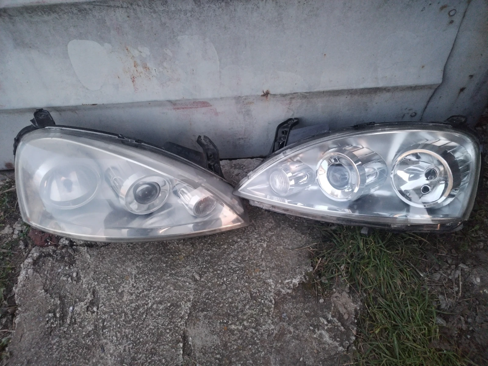 Фарове за Опел Корса Ц