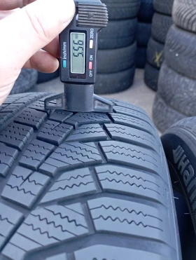 Гуми Зимни 205/60R17, снимка 8
