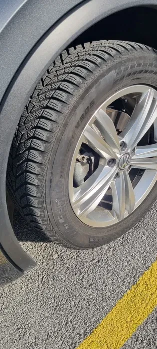Гуми с джанти Yokohama 235/55R18, снимка 2 - Гуми и джанти - 52300748