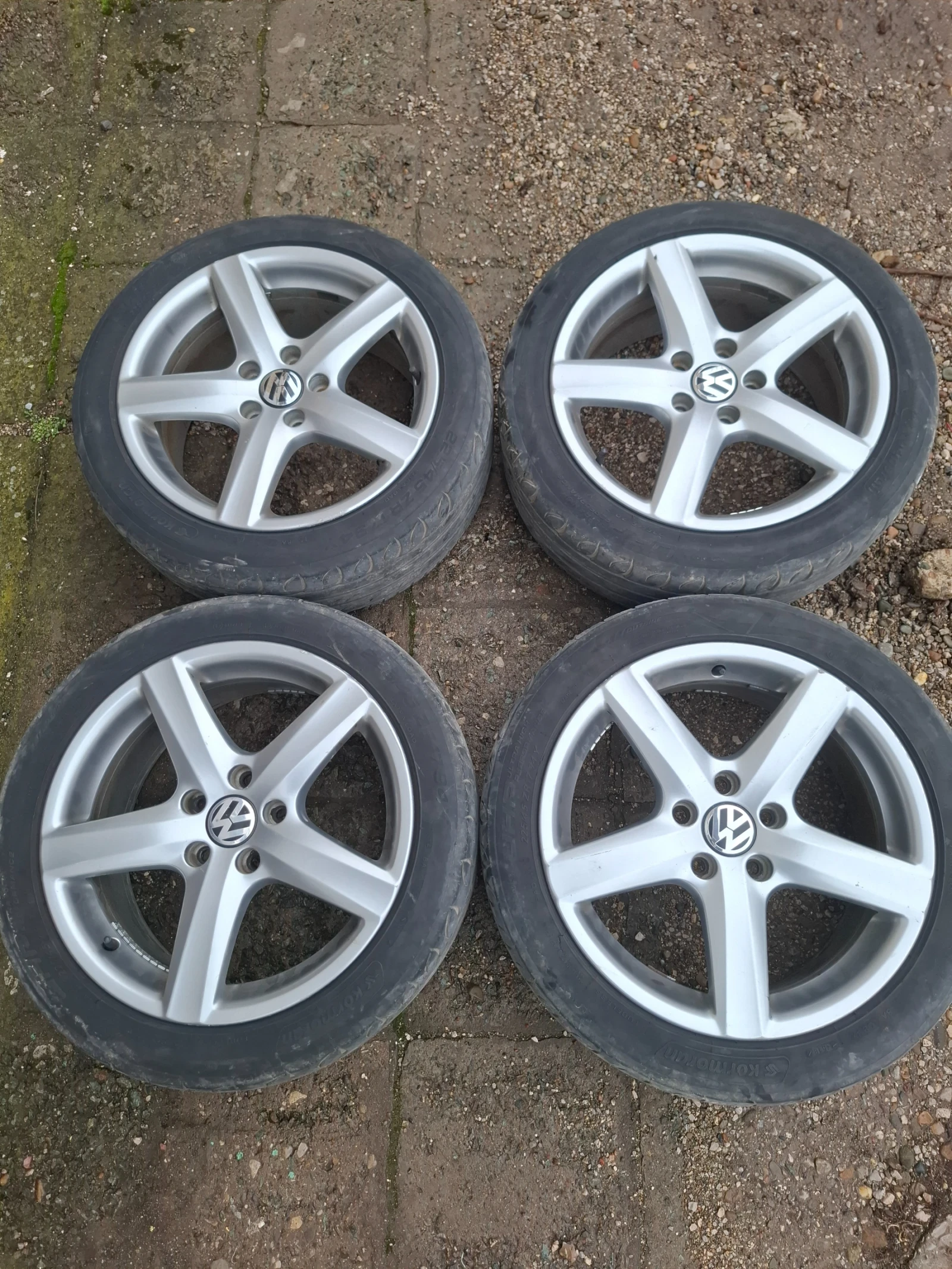 ���� � ������ 225/45R17 �� VW | Mobile.bg � ����������� 2