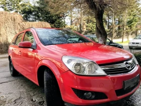 Opel Astra Комби, снимка 1
