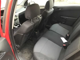 Opel Astra Комби, снимка 6