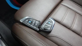 BMW 330 HYBRID* M* SPORT* HARMON* KARDON* ДИСТРОНИК* ХЕДЪП, снимка 16