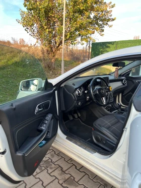 Mercedes-Benz CLA 200, снимка 7
