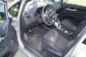 Toyota Auris, снимка 8