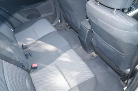 Toyota Auris, снимка 10