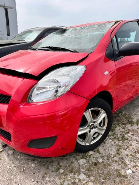 Toyota Yaris 1.0Vvti, снимка 1