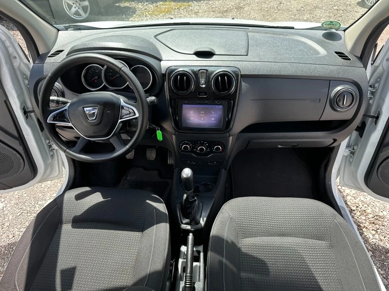 Dacia Lodgy 1.6i 102kc NAVI, снимка 10 - Автомобили и джипове - 45510803