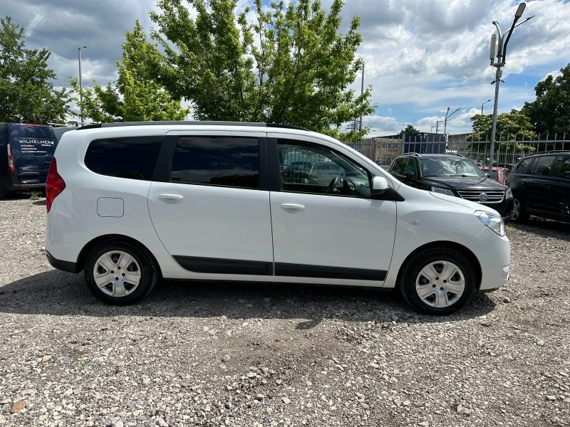 Dacia Lodgy 1.6i 102kc NAVI, снимка 6 - Автомобили и джипове - 45510803