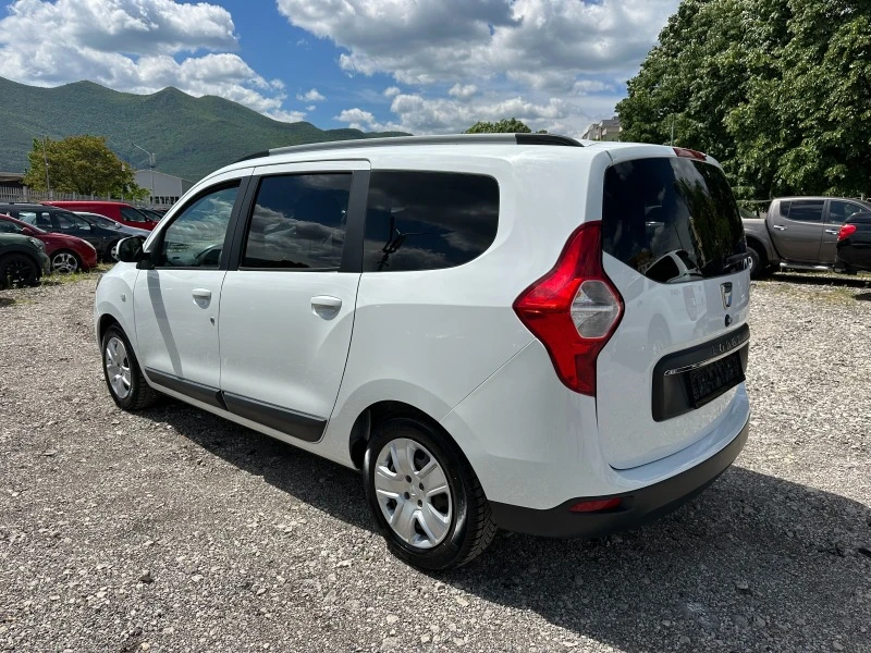 Dacia Lodgy 1.6i 102kc NAVI, снимка 3 - Автомобили и джипове - 45510803