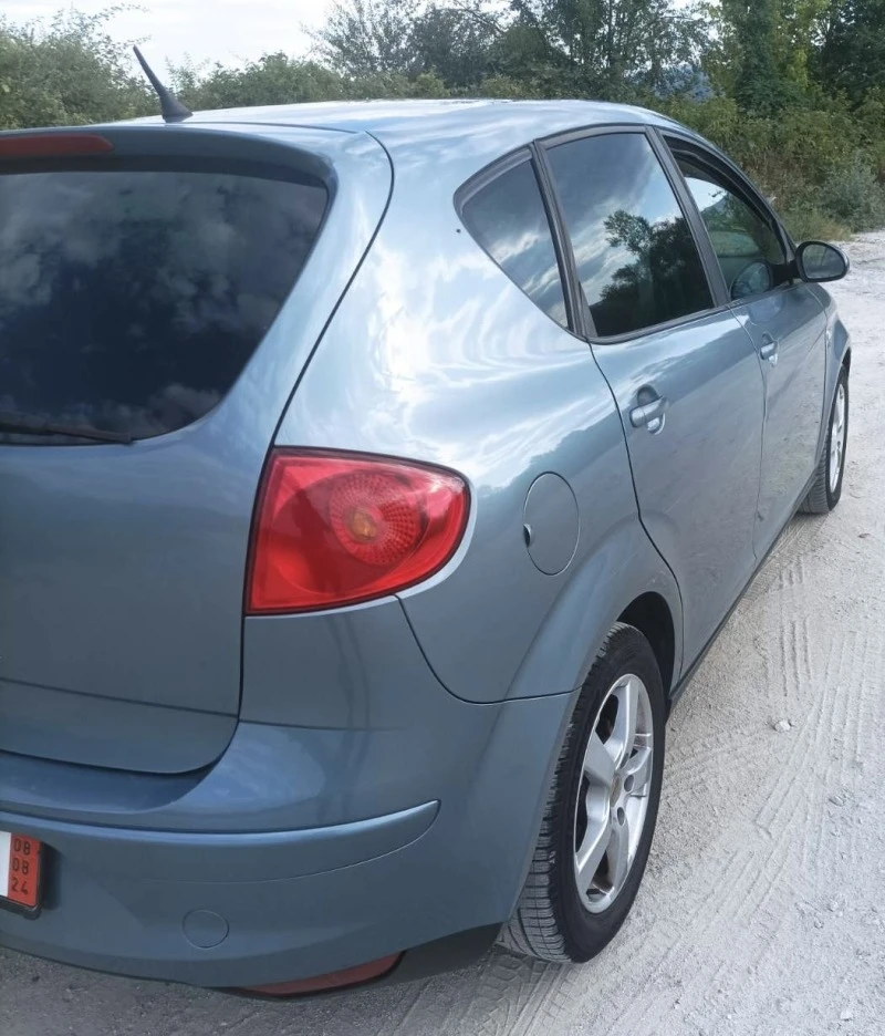 Seat Altea 2.0, снимка 4 - Автомобили и джипове - 46800808