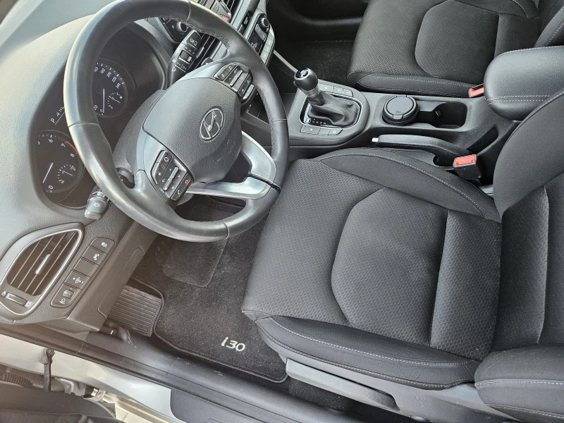 Hyundai I30 1.4i AUTOMATIC swiss edition , снимка 8 - Автомобили и джипове - 47371062