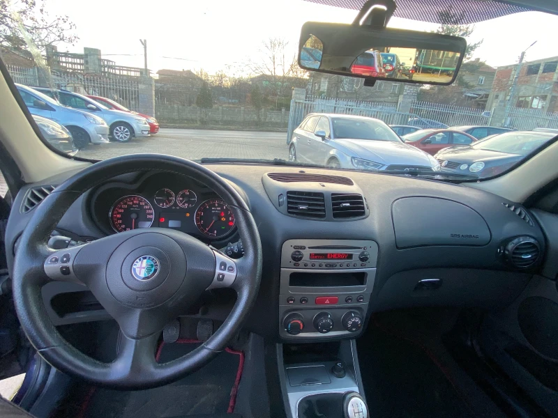 Alfa Romeo 147 1.6 twin spark 105 к.с, снимка 11 - Автомобили и джипове - 48851043