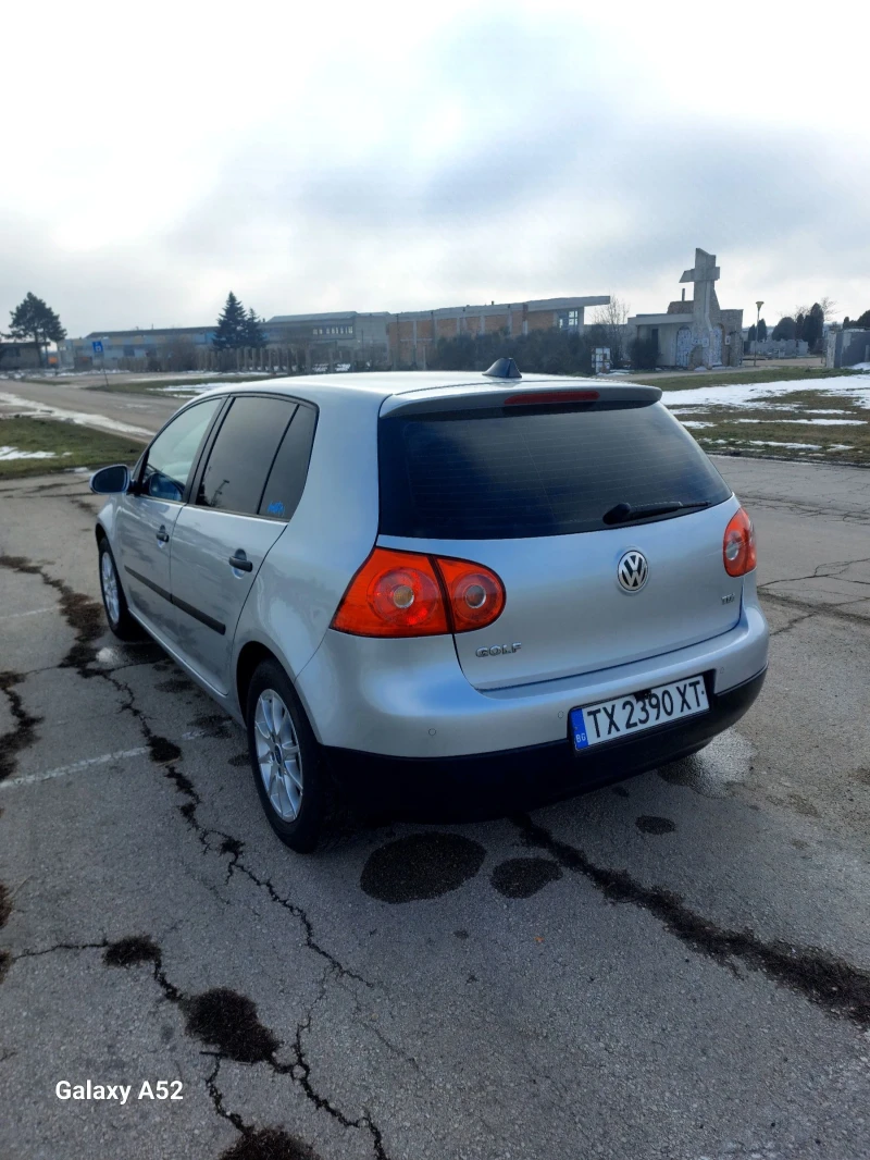 VW Golf, снимка 3 - Автомобили и джипове - 49299543