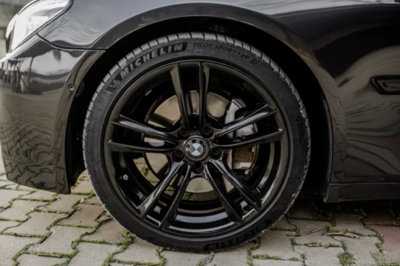 BMW 740 XDrive/Напълно Обслужен, снимка 16 - Автомобили и джипове - 52305656
