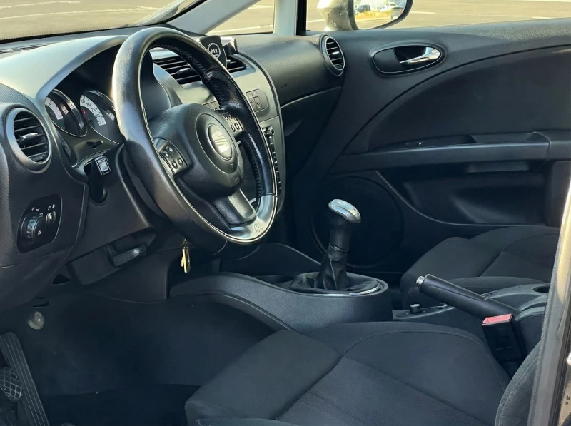 Seat Leon 2.0 FR, снимка 8 - Автомобили и джипове - 52435482