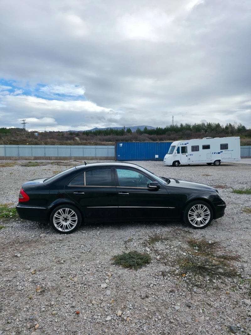 Mercedes-Benz E 320 E320D, снимка 5 - Автомобили и джипове - 52630421