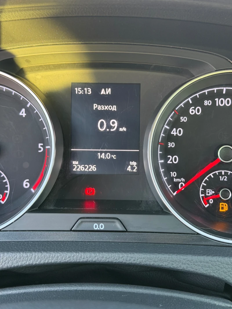 VW Golf GOLF 7 2.0TDI Ръчка!!, снимка 10 - Автомобили и джипове - 52850914