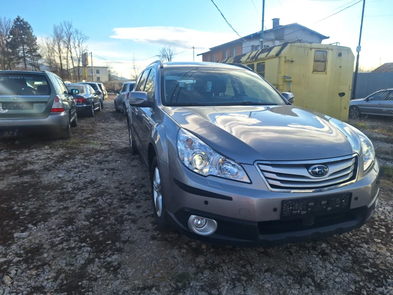 Subaru Outback 2.5 i, снимка 2 - Автомобили и джипове - 53208654